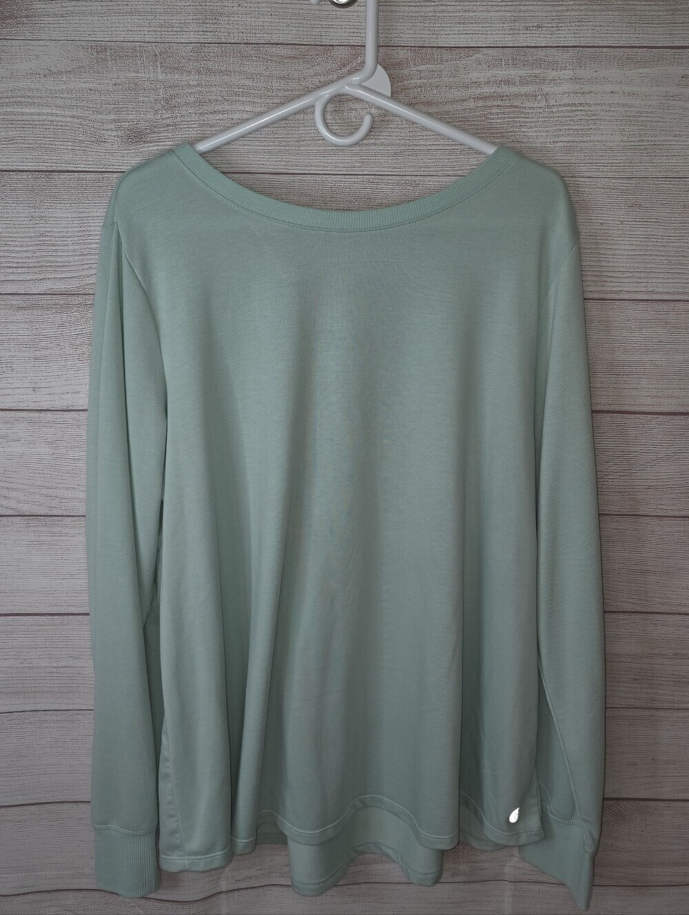 Torrid Active Long Sleeve Top Size 3